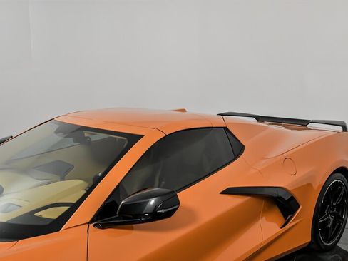 Used 2022 Chevrolet Corvette Stingray Premium Conv w/ Z51 Performance Package image 17