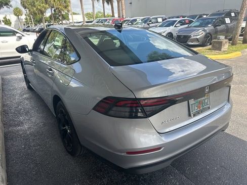 Used 2025 Honda Accord SE image 12