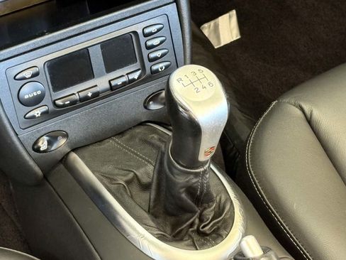 Used 2003 Porsche 911 Carrera 4 AWD/4WD image 10