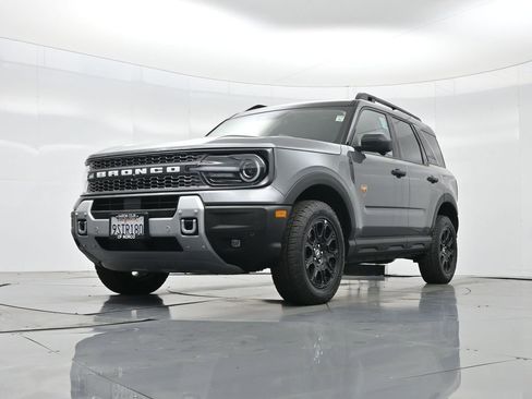Used 2025 Ford Bronco Sport Badlands image 46