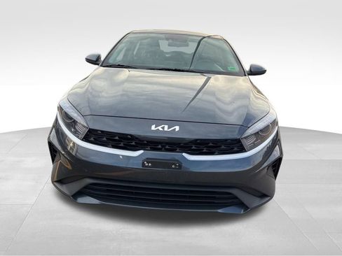 Used 2023 Kia Forte LXS FWD image 9