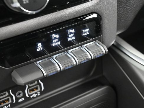 Used 2026 RAM 1500 Big Horn RWD image 23