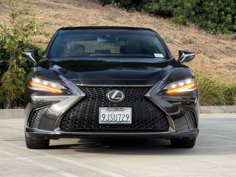 Certified 2024 Lexus ES 350 F Sport w/ Accessory Package (Z2) FWD image 4