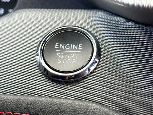 Used 2025 Ford Explorer ST-Line w/ Premium Package image 9