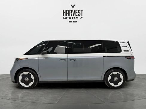 Used 2025 Volkswagen ID. Buzz 1st Edition image 2