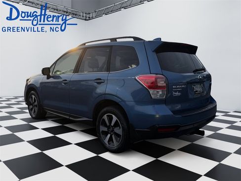 Used 2018 Subaru Forester 2.5i Limited image 3