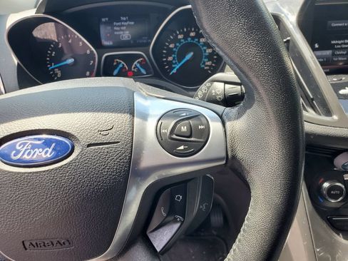 Used 2014 Ford Escape Titanium FWD image 29