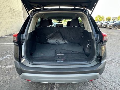Used 2023 Nissan Rogue S AWD/4WD image 16