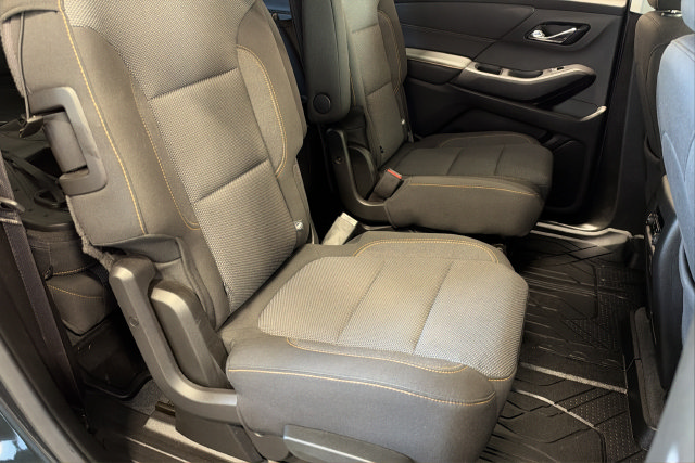 Used 2021 Chevrolet Traverse LT AWD/4WD image 25