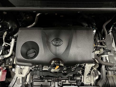 Certified 2021 Toyota RAV4 LE image 12