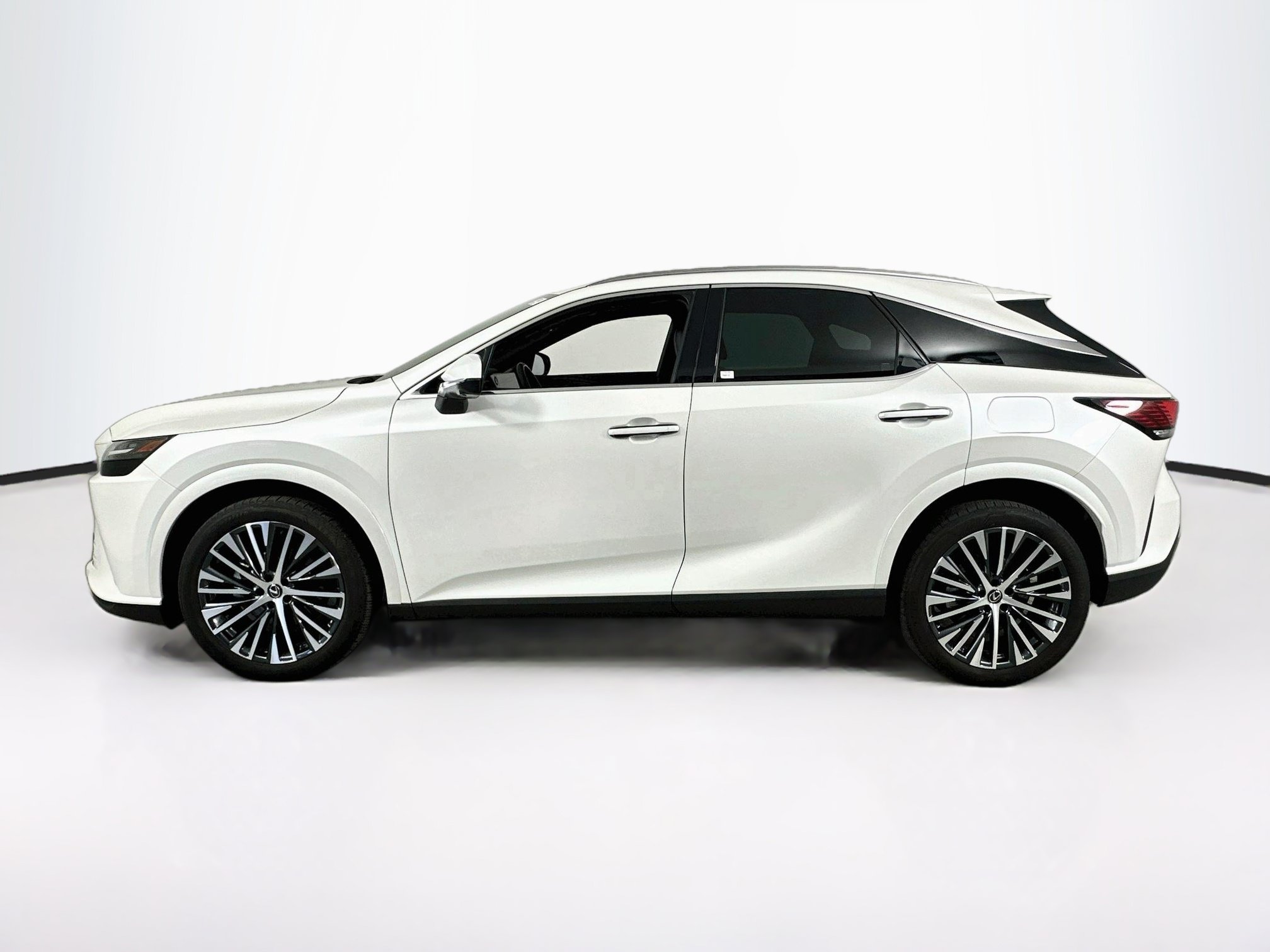 Used 2023 Lexus RX 350 Premium Plus w/ Cold Area Package FWD image 8