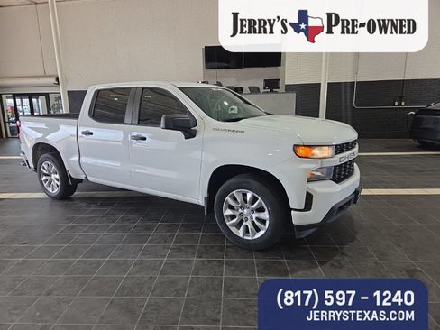 Used 2022 Chevrolet Silverado 1500 Custom RWD image 2