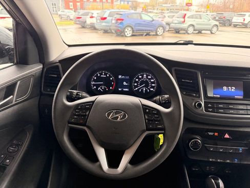 Used 2017 Hyundai Tucson SE AWD/4WD image 19