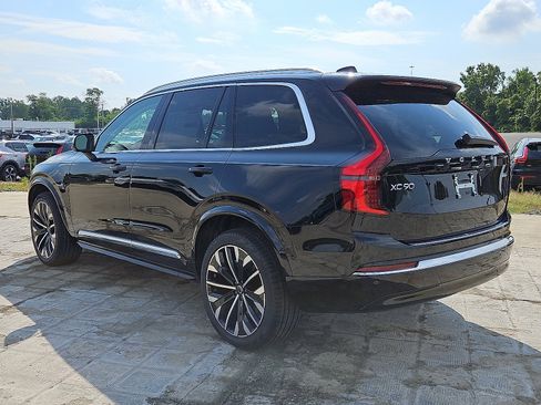 New 2026 Volvo XC90 B6 Plus w/ Protection Package Premier image 4