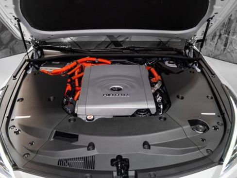 Used 2024 Toyota Mirai XLE w/ Advanced Technology Package image 19