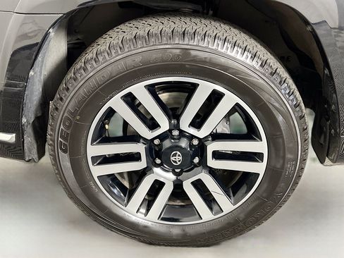 Certified 2024 Toyota 4Runner Limited AWD/4WD image 28