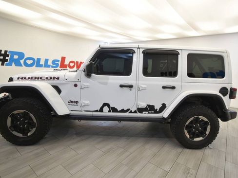 Used 2018 Jeep Wrangler Unlimited Rubicon AWD/4WD image 2