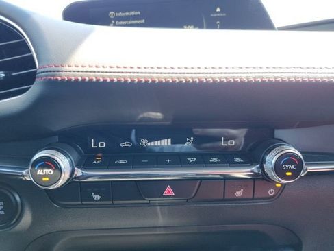 New 2026 MAZDA MAZDA3 Carbon image 32