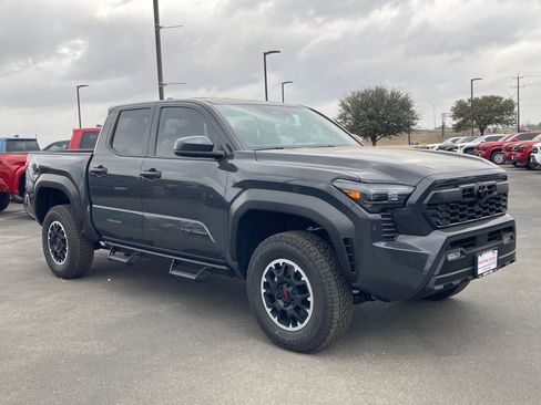 New 2026 Toyota Tacoma TRD Off-Road AWD/4WD image 3