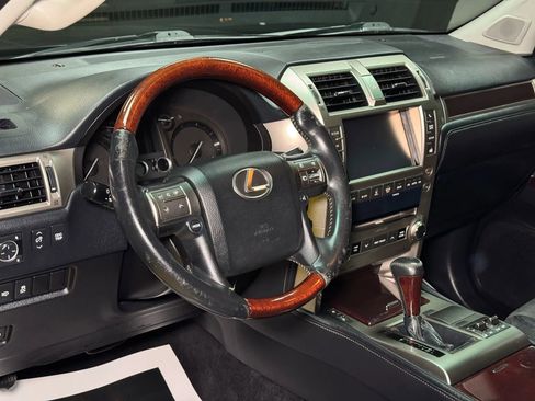 Used 2014 Lexus GX 460 image 51