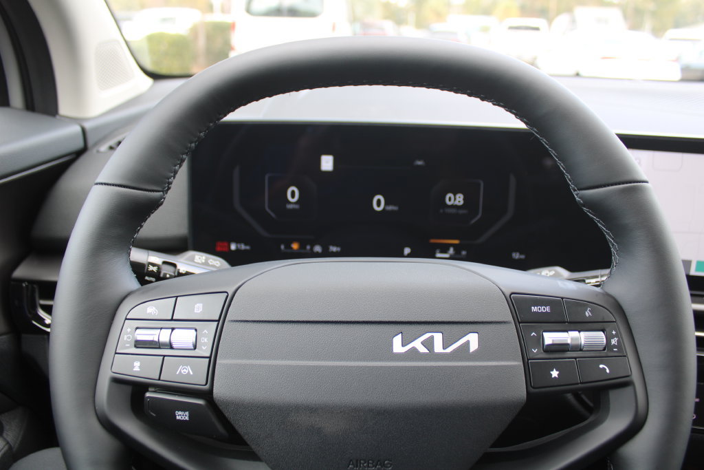 New 2026 Kia Sportage SX FWD image 27