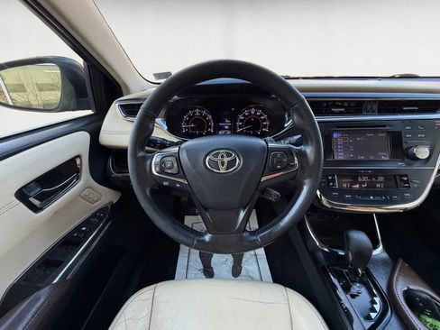 Used 2013 Toyota Avalon XLE Touring image 12