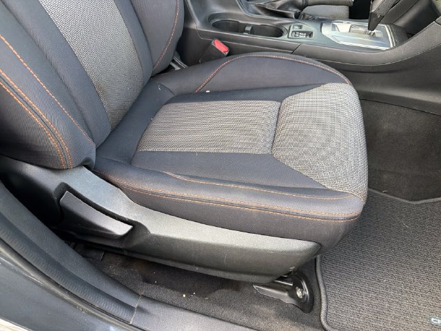 Used 2020 Subaru Crosstrek 2.0i Premium w/ Moonroof Package 2 AWD/4WD image 26