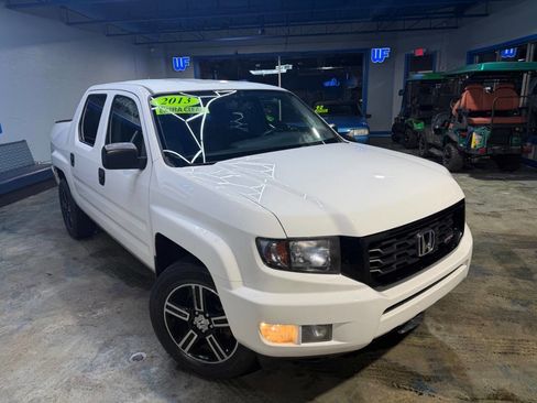 Used 2013 Honda Ridgeline Sport image 3