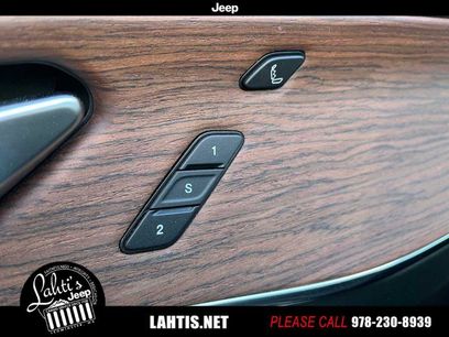 New 2023 Jeep Grand Cherokee Summit w/ Advanced Protech Group IV