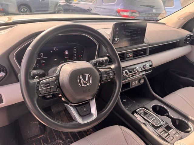 Used 2024 Honda Pilot Elite image 13