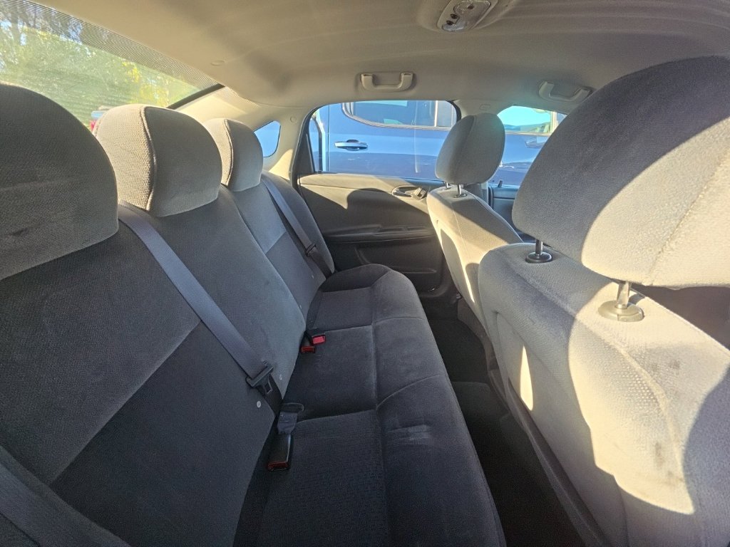 Used 2011 Chevrolet Impala LT FWD image 5