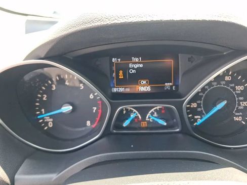 Used 2017 Ford Escape SE w/ Equipment Group 201A FWD image 17