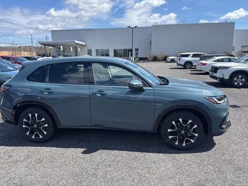 New 2026 Honda HR-V EX-L image 2