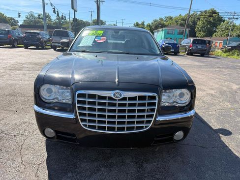 Used 2008 Chrysler 300 Limited RWD image 3