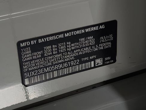 Used 2024 BMW X7 xDrive40i w/ M Sport Package image 43