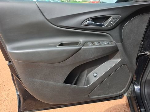Used 2024 Chevrolet Equinox LT AWD/4WD image 19