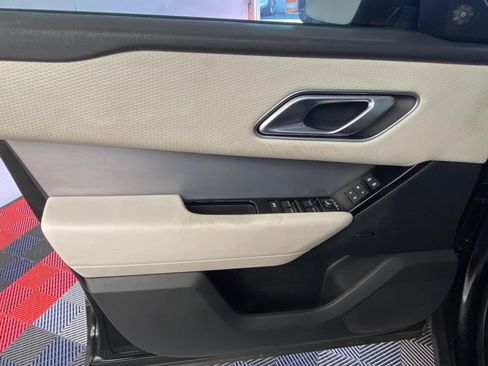 Used 2021 Land Rover Range Rover Velar R-Dynamic S AWD/4WD image 21