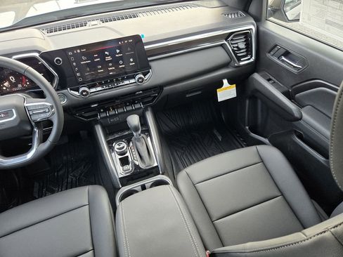 New 2026 GMC Canyon Elevation w/ Convenience Package image 31