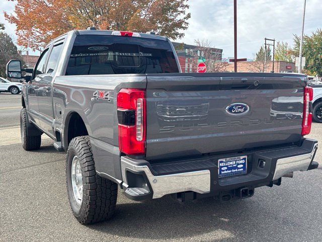 Used 2026 Ford F350 Lariat AWD/4WD image 5