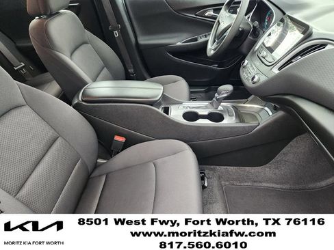 Used 2024 Chevrolet Malibu LT FWD image 13