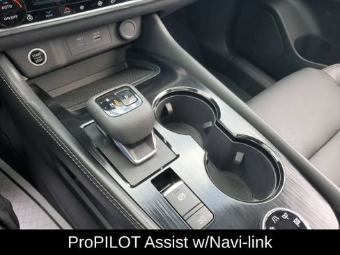 Certified 2023 Nissan Rogue SL w/ SL Premium Package AWD/4WD image 29