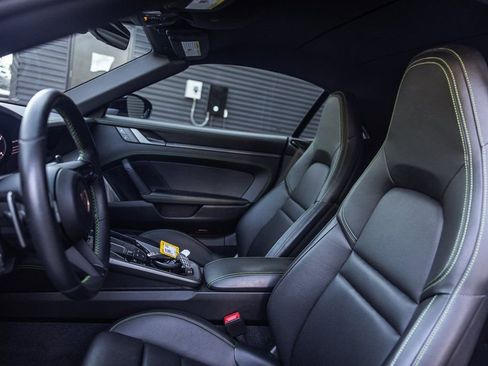 Certified 2024 Porsche 911 Carrera image 5