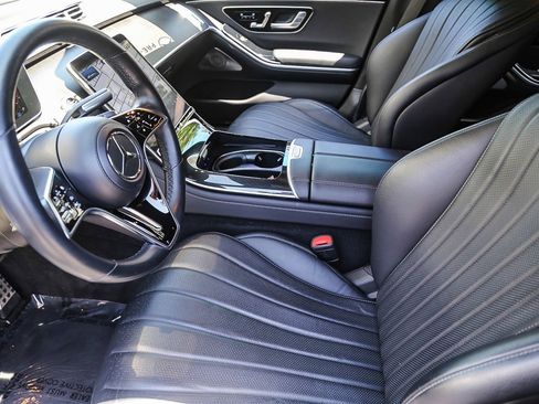 Certified 2023 Mercedes-Benz S 500 4MATIC image 17