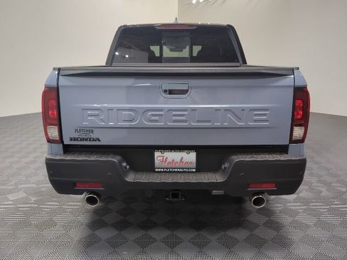 New 2026 Honda Ridgeline Black Edition image 7
