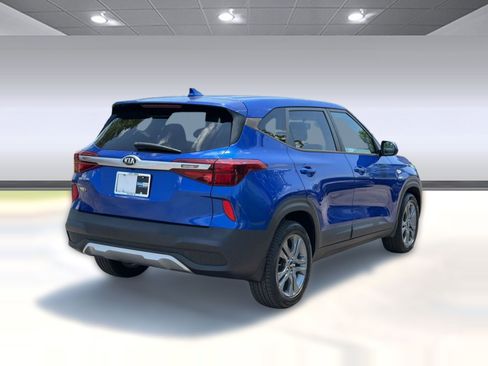 Used 2021 Kia Seltos LX AWD/4WD image 9