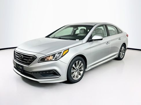 Used 2017 Hyundai Sonata Sport w/ Value Edition Package 02 FWD image 3