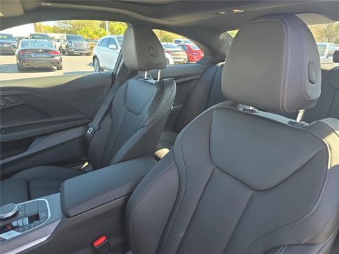 Used 2025 BMW 230i 230i image 12