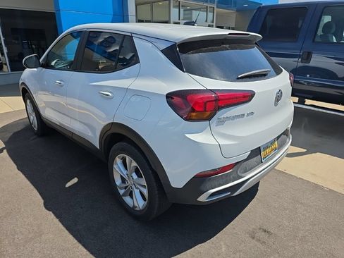 Used 2023 Buick Encore GX Preferred w/ Cold Weather Comfort Package AWD/4WD image 4