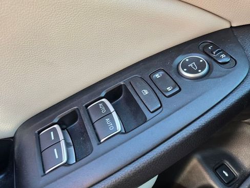 Used 2022 Honda Accord EX-L image 36