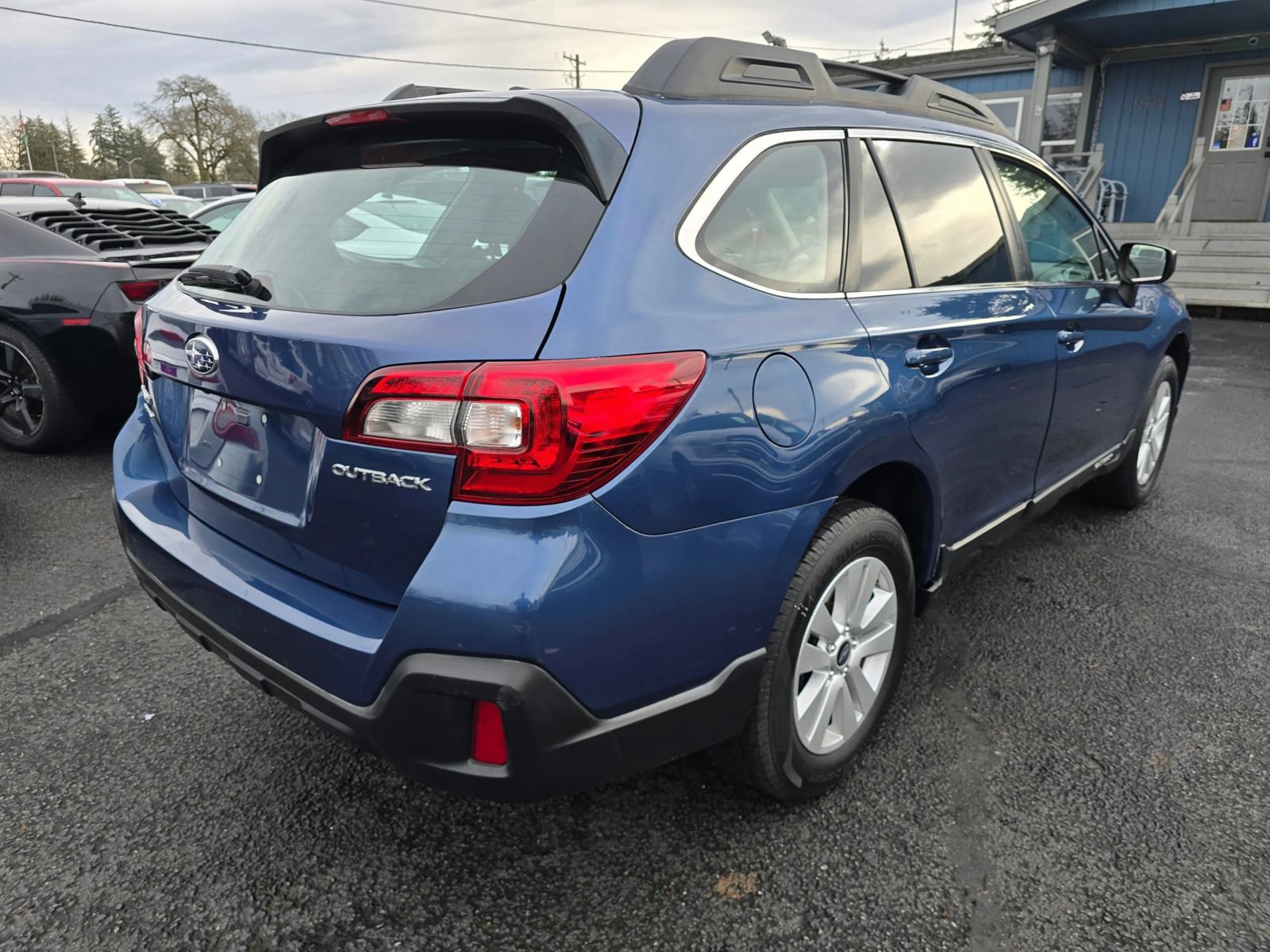 Used 2019 Subaru Outback 2.5i AWD/4WD image 5
